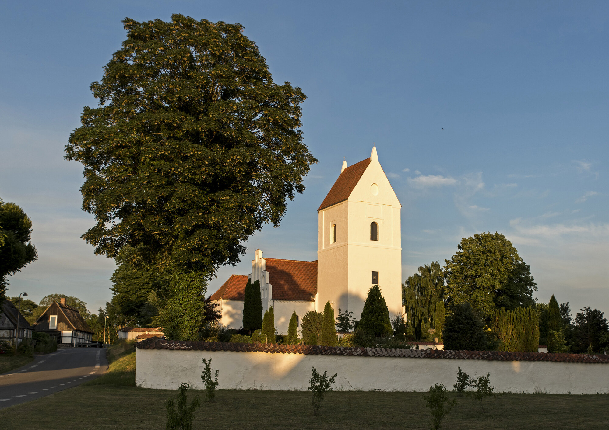 Hellested Kirke